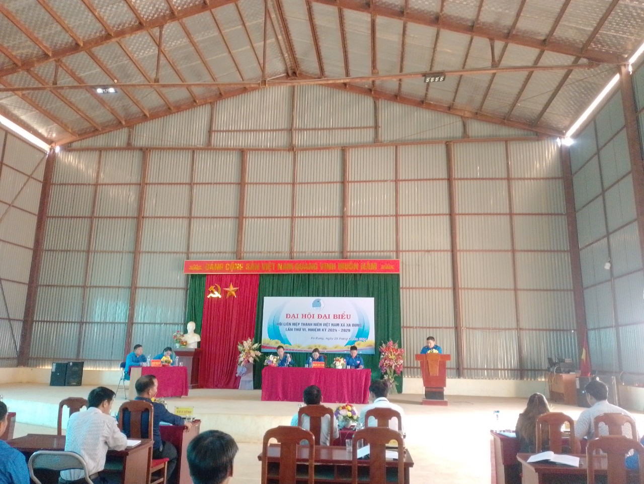ĐC mùa A Nam phó bí thư phát biểu tại Đại hội đoàn xã