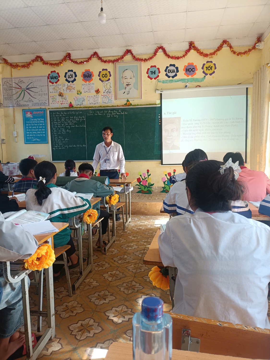 thi giảng chào mừng ngày nhà giáo VN